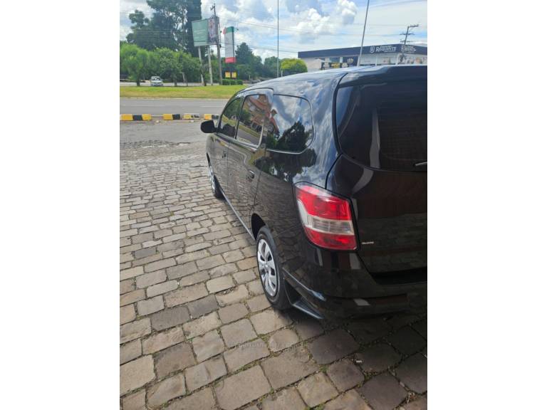 CHEVROLET - SPIN - 2014/2015 - Preta - R$ 42.900,00