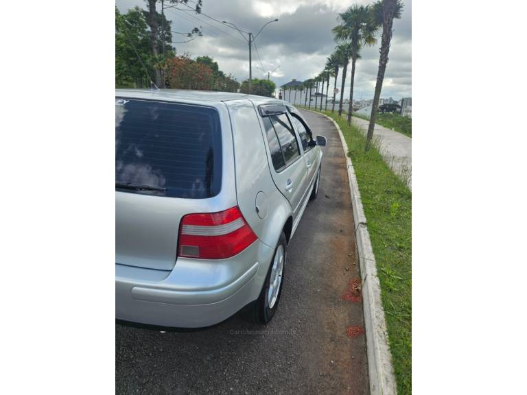 VOLKSWAGEN - GOLF - 2005/2005 - Prata - R$ 32.500,00