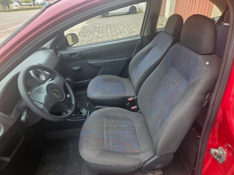 CHEVROLET - CELTA - 2007/2007 - Vermelha - R$ 18.900,00