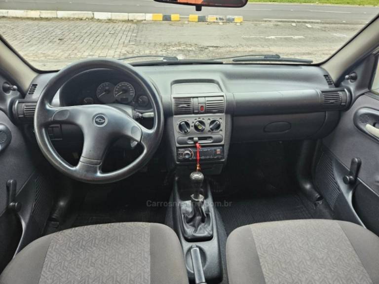 CHEVROLET - CORSA - 2006/2007 - Branca - R$ 21.500,00