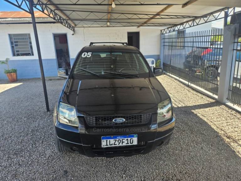 FORD - ECOSPORT - 2005/2005 - Preta - R$ 26.500,00