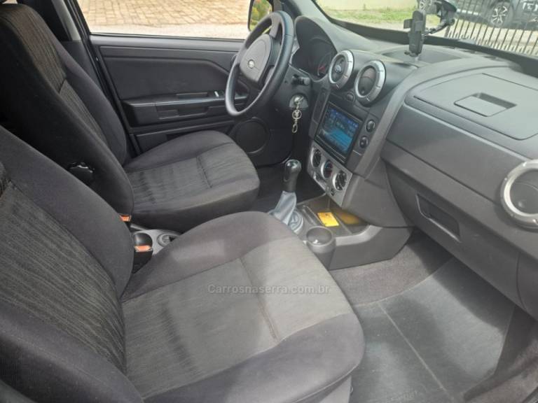 FORD - ECOSPORT - 2008/2008 - Preta - R$ 34.000,00