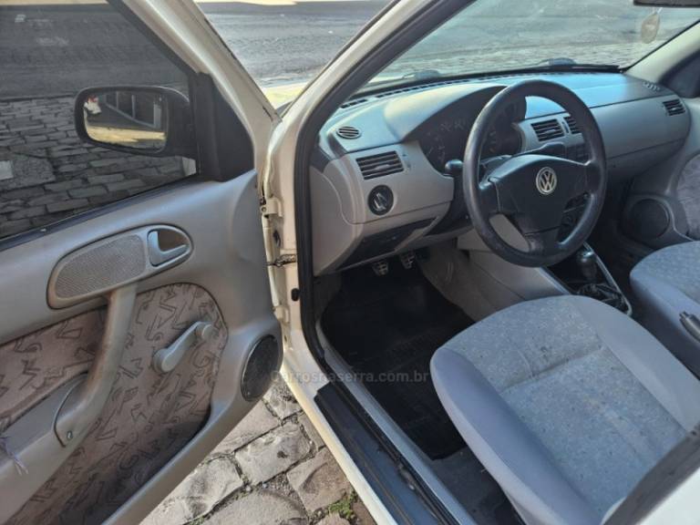 VOLKSWAGEN - GOL - 1999/2000 - Branca - R$ 13.500,00