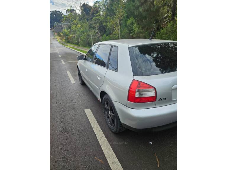 AUDI - A3 - 2003/2003 - Prata - R$ 25.000,00