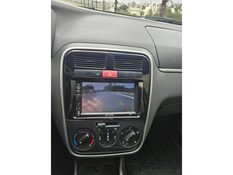 FIAT - PUNTO - 2011/2012 - Branca - R$ 36.500,00