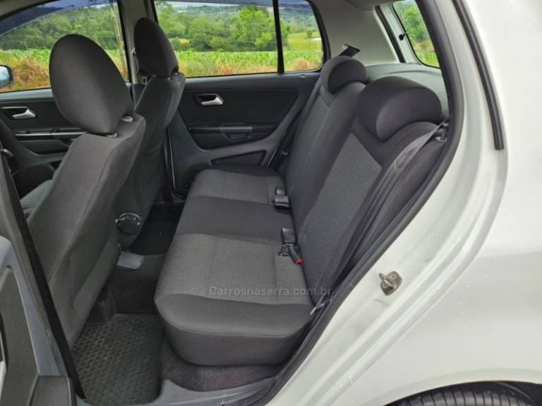 VOLKSWAGEN - FOX - 2018/2018 - Branca - R$ 56.500,00