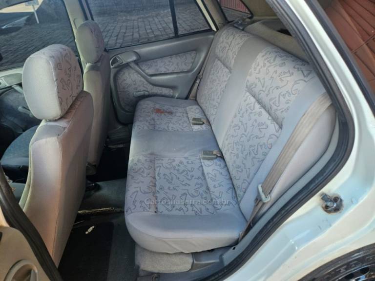 VOLKSWAGEN - GOL - 1999/2000 - Branca - R$ 13.500,00
