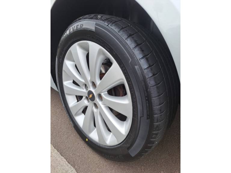 CHEVROLET - CRUZE - 2012/2013 - Prata - R$ 55.900,00