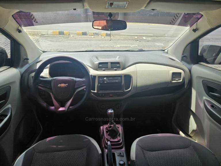 CHEVROLET - SPIN - 2014/2015 - Preta - R$ 42.900,00