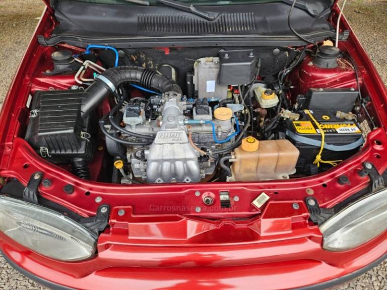 FIAT - PALIO - 1996/1997 - Vermelha - R$ 12.500,00