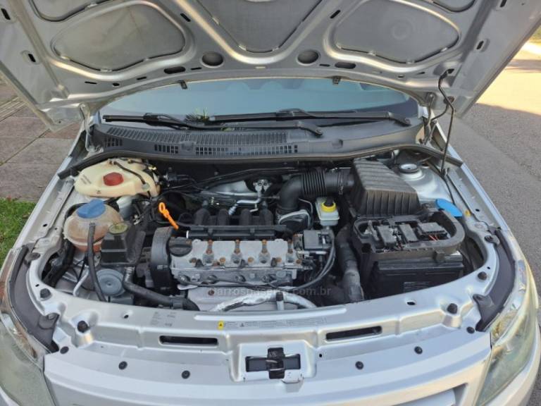 VOLKSWAGEN - GOL - 2009/2010 - Prata - R$ 33.500,00