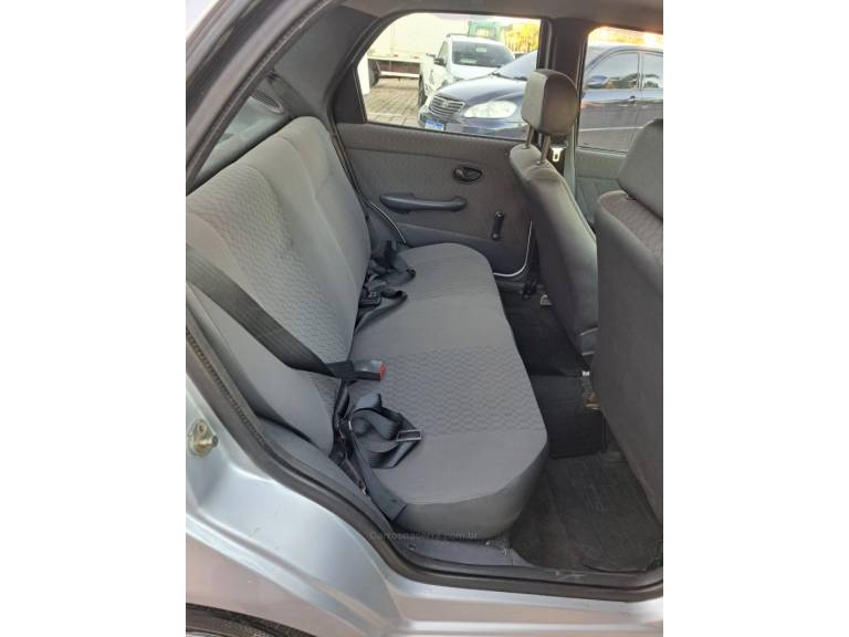 FIAT - SIENA - 2004/2004 - Prata - R$ 17.900,00