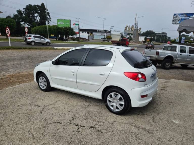 PEUGEOT - 207 - 2012/2013 - Branca - R$ 26.500,00