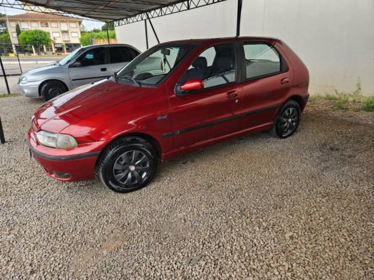 FIAT - PALIO - 1996/1997 - Vermelha - R$ 12.500,00