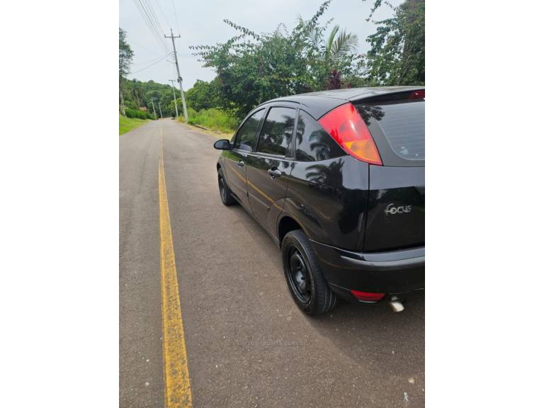 FORD - FOCUS - 2007/2008 - Preta - R$ 27.500,00