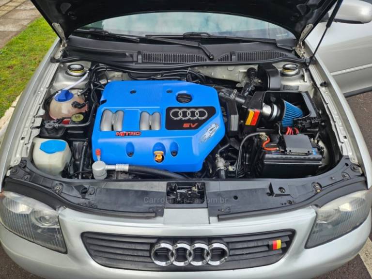 AUDI - A3 - 2003/2003 - Prata - R$ 25.000,00