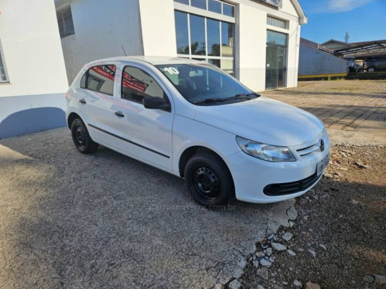 VOLKSWAGEN - GOL - 2009/2010 - Branca - R$ 23.900,00