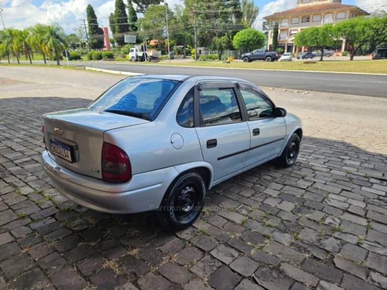 CHEVROLET - CLASSIC - 2009/2009 - Prata - R$ 21.500,00