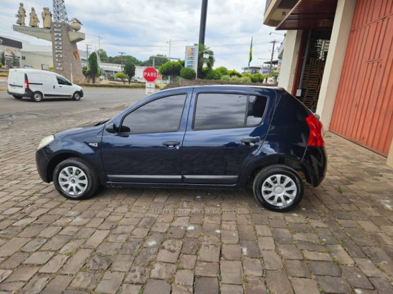 RENAULT - SANDERO - 2009/2009 - Azul - R$ 26.500,00