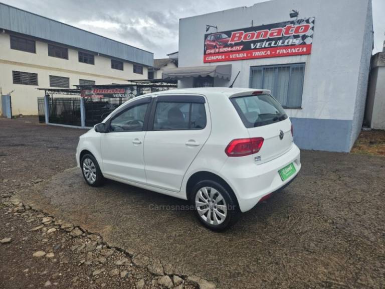VOLKSWAGEN - FOX - 2018/2018 - Branca - R$ 56.500,00
