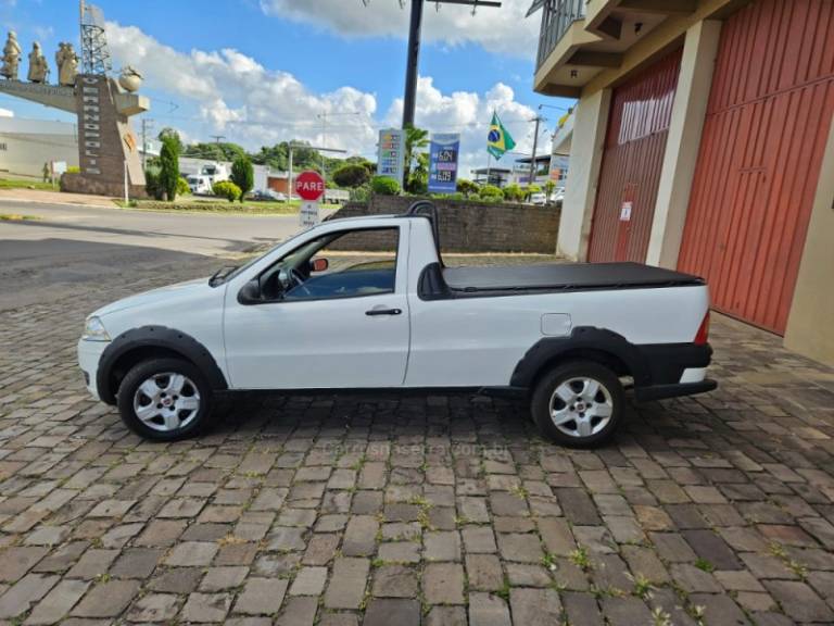 FIAT - STRADA - 2009/2010 - Branca - R$ 34.500,00