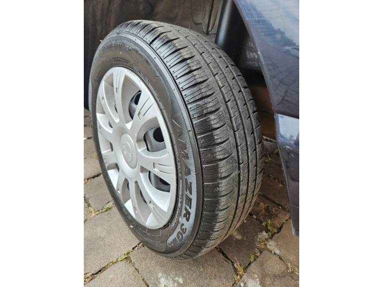 RENAULT - SANDERO - 2009/2009 - Azul - R$ 26.500,00