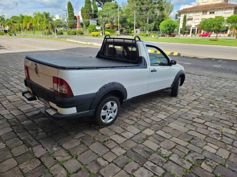 FIAT - STRADA - 2009/2010 - Branca - R$ 34.500,00
