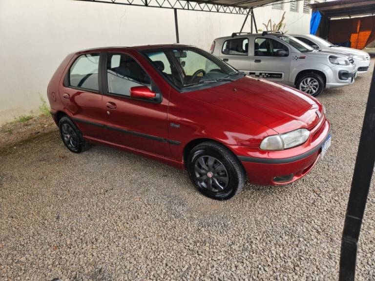 FIAT - PALIO - 1996/1997 - Vermelha - R$ 12.500,00