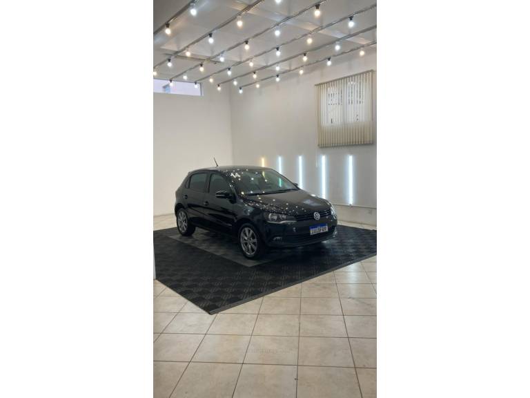 VOLKSWAGEN - GOL - 2013/2014 - Preta - R$ 39.900,00