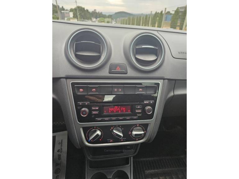 VOLKSWAGEN - GOL - 2013/2014 - Preta - R$ 39.900,00