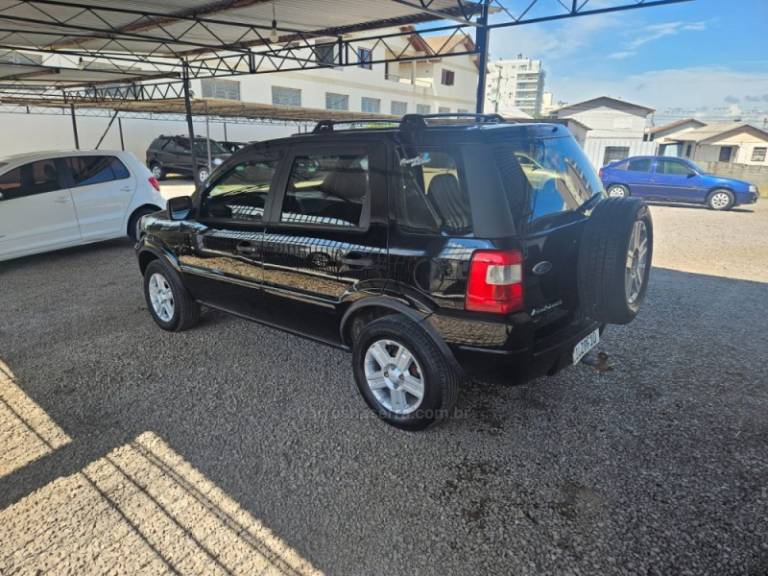 FORD - ECOSPORT - 2005/2005 - Preta - R$ 26.500,00